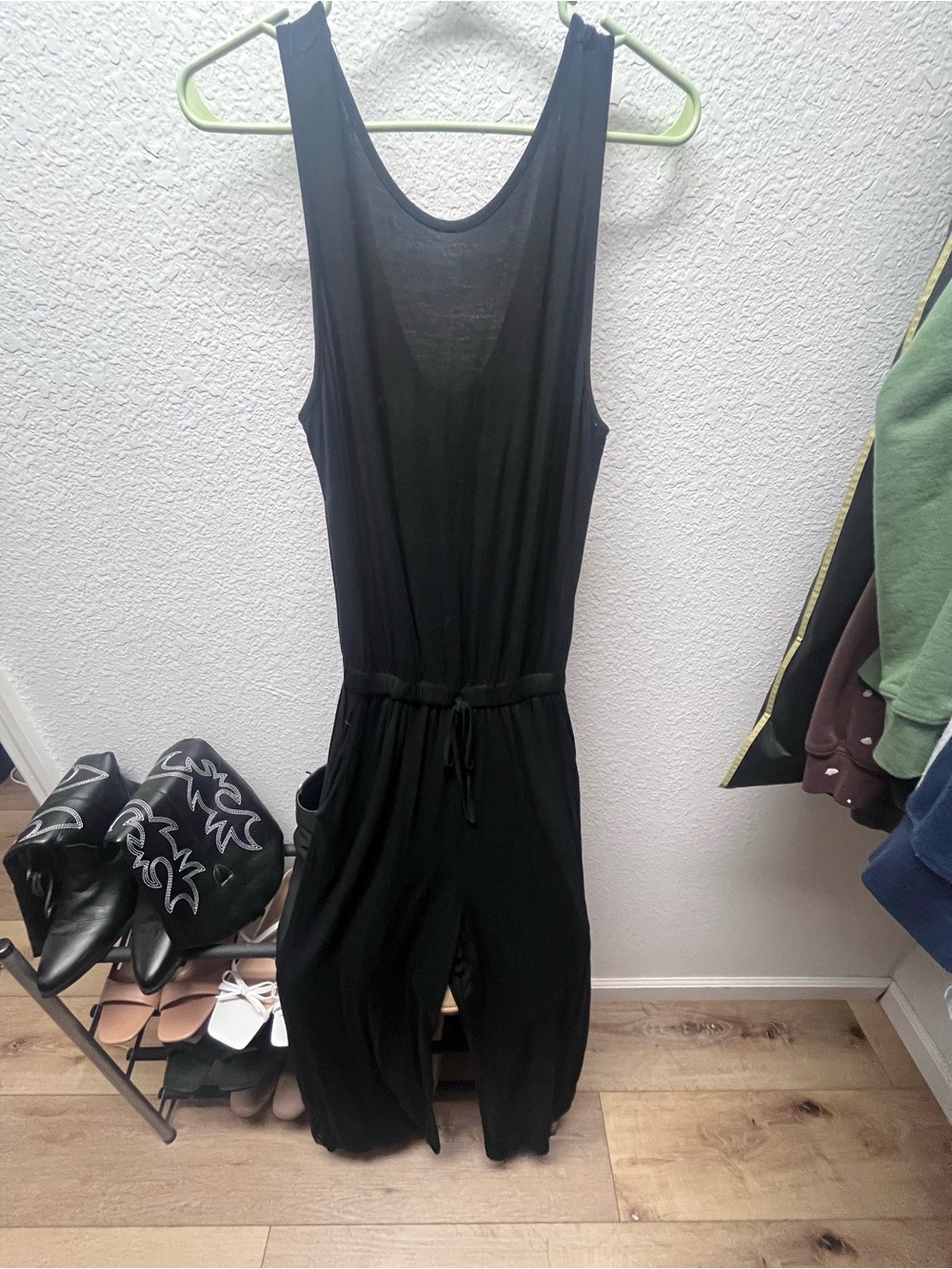 Women's Black Sleeveless Drawstring Jumpsuit